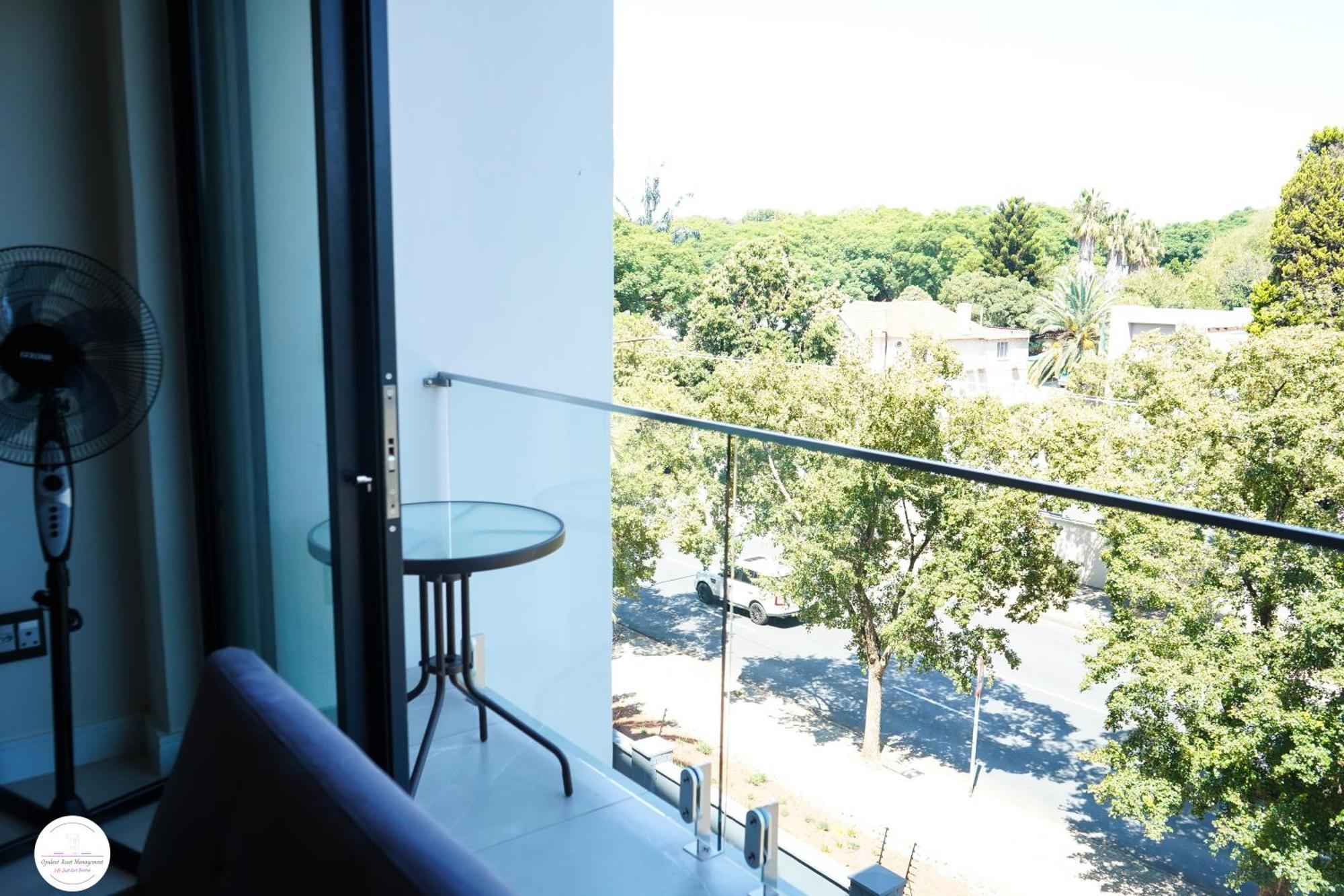 Oam The Paramount Houghton Apartment *